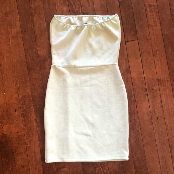 Loriella Mint Textured Bandeau Bodycon Dress - Picture 4 of 5